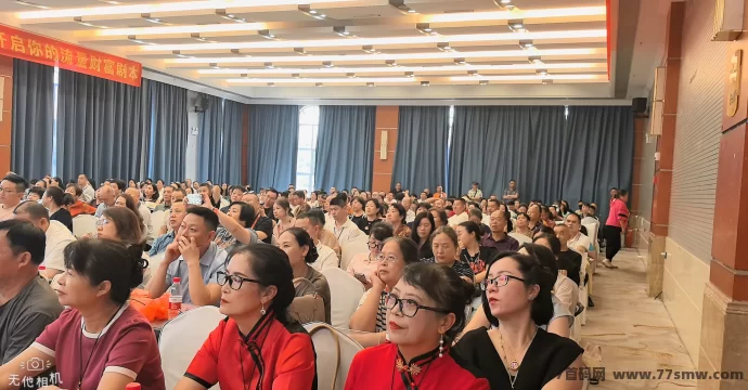 凤凰潮、有礼有剧已过时?2025下半场,剧看看商城凭什么成黑马?